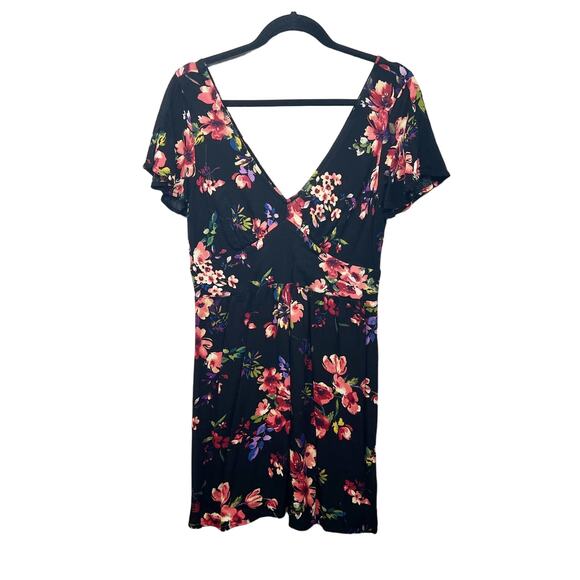 Xhilaration High Waisted Floral V-Neck Short Sleeve Dress Juniors Large Pullover - Picture 1 of 13